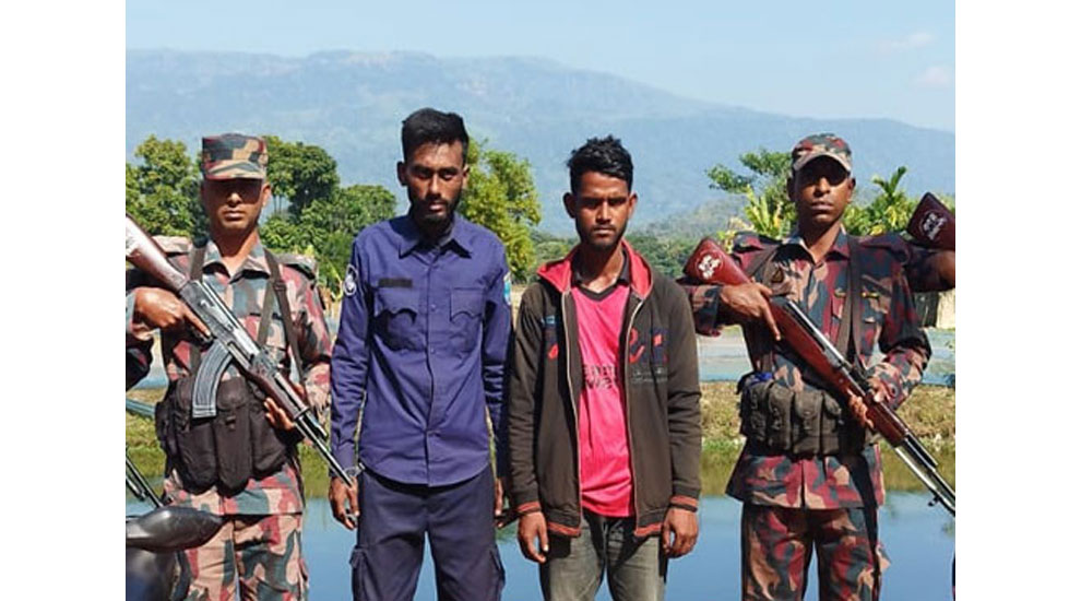 সুনামগঞ্জে পুলিশ বেশে সীমান্তে, অতপর…