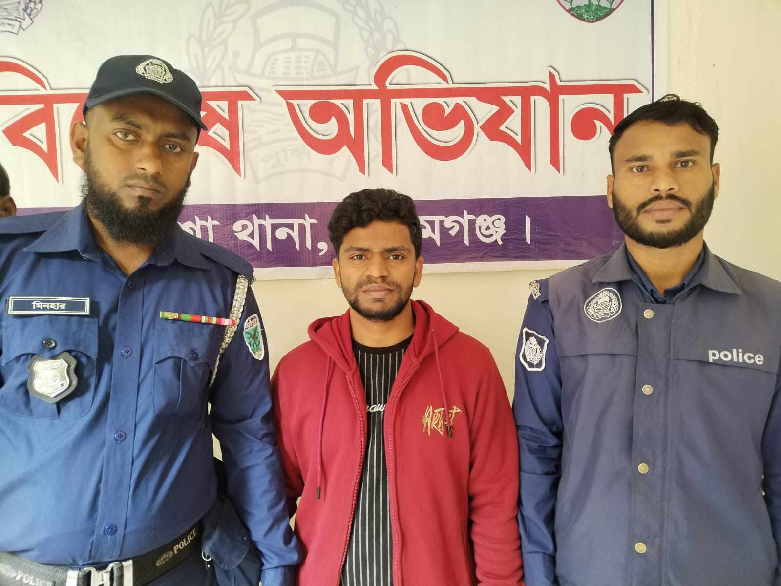 ধর্মপাশায় অপরেশন ডেভিল হান্ট অভিযানে ছাত্রলীগ নেতা গ্রেপ্তার