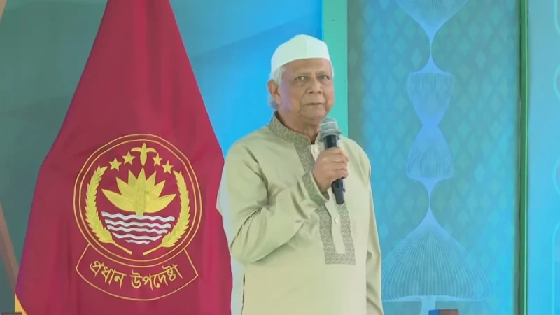 আমরা দেশে শান্তি চাই: প্রধান উপদেষ্টা