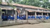 বাগেরহাটে ঝুঁকিপূর্ণ ভবনে চলছে পাঠদান, শিশুদের নিয়ে অভিভাবকদের উৎকণ্ঠা