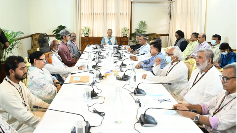 পরাজিত শক্তির নানা ষড়যন্ত্রের লক্ষণ দেখা যাচ্ছে: প্রধান উপদেষ্টা