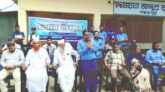 দেওয়ান আব্দুর রহিম দ্বি পাক্ষিক হাইস্কুল এন্ড কলেজে চেয়ার উপহার
