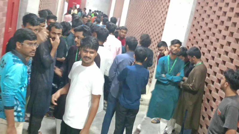 জাকসু নির্বাচন প্রতিপক্ষের বিরুদ্ধে প্রার্থীদের পাল্টাপাল্টি অভিযোগ, বাদ নেই প্রশাসনও