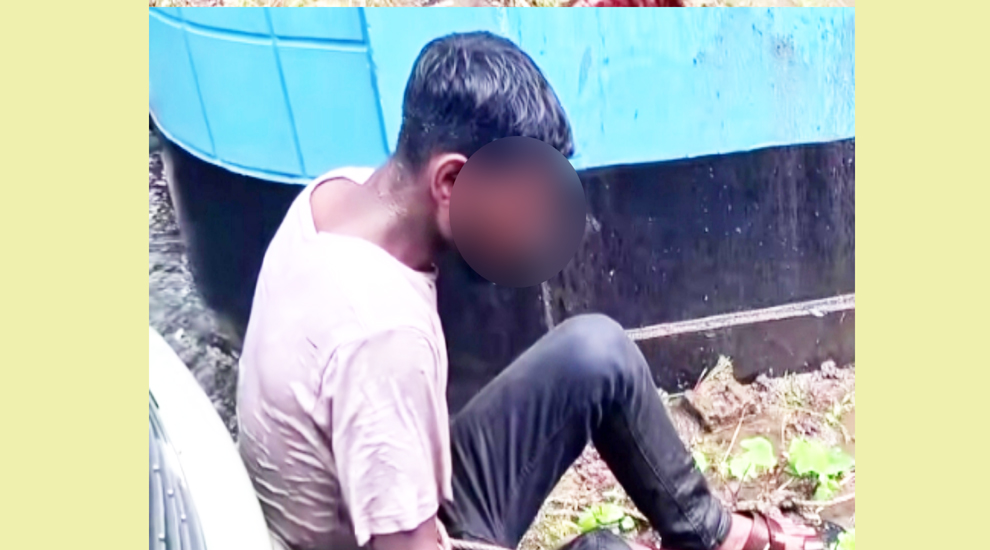 ফেঞ্চুগঞ্জে প্রাইভেটকার খাদে, গরু চুরির অভিযোগে ২ যুবক আটক