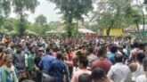 সিলেটে চোর সন্দেহে যুবককে পিটুনি : বাঁচাতে গিয়ে আহত স্ত্রীও