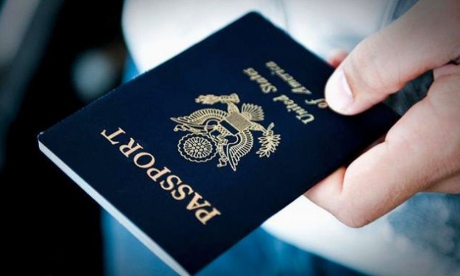 বিদেশ ভ্রমণে বিশ্বের কোন ৩ ব্যক্তির পাসপোর্টের প্রয়োজন হয় না