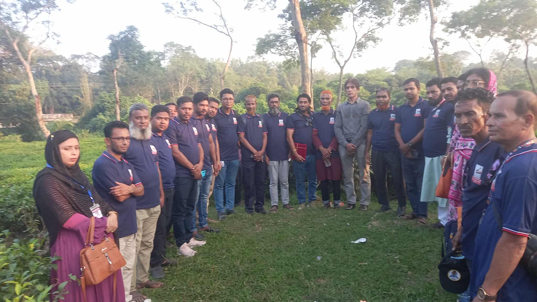 বাংলাদেশ প্রেস ক্লাব হবিগঞ্জ জেলা কর্তৃক আয়োজিত পিকনিক ও বিভাগীয় কমিটির আলোচনা