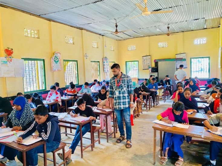 বড়লেখায় আল-ইখওয়ান ইসলামি সমাজ কল্যাণ সংস্থার উদ্যোগে বৃত্তি পরীক্ষা অনুষ্ঠিত