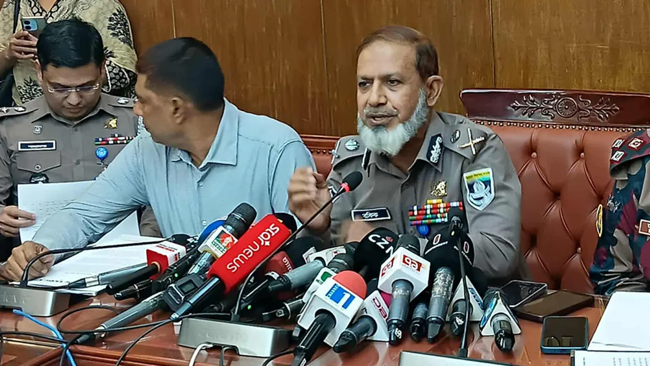 হাদি হত্যা ফয়সাল সম্পর্কে সুনির্দিষ্ট তথ্য নেই : অতিরিক্ত আইজিপি