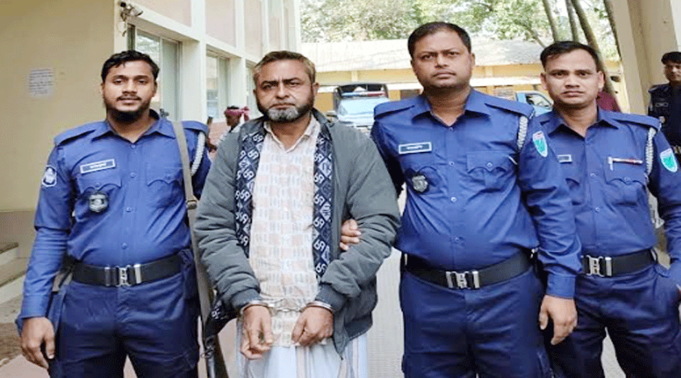 কোম্পানীগঞ্জে ভারপ্রাপ্ত চেয়ারম্যান আকবর আটক