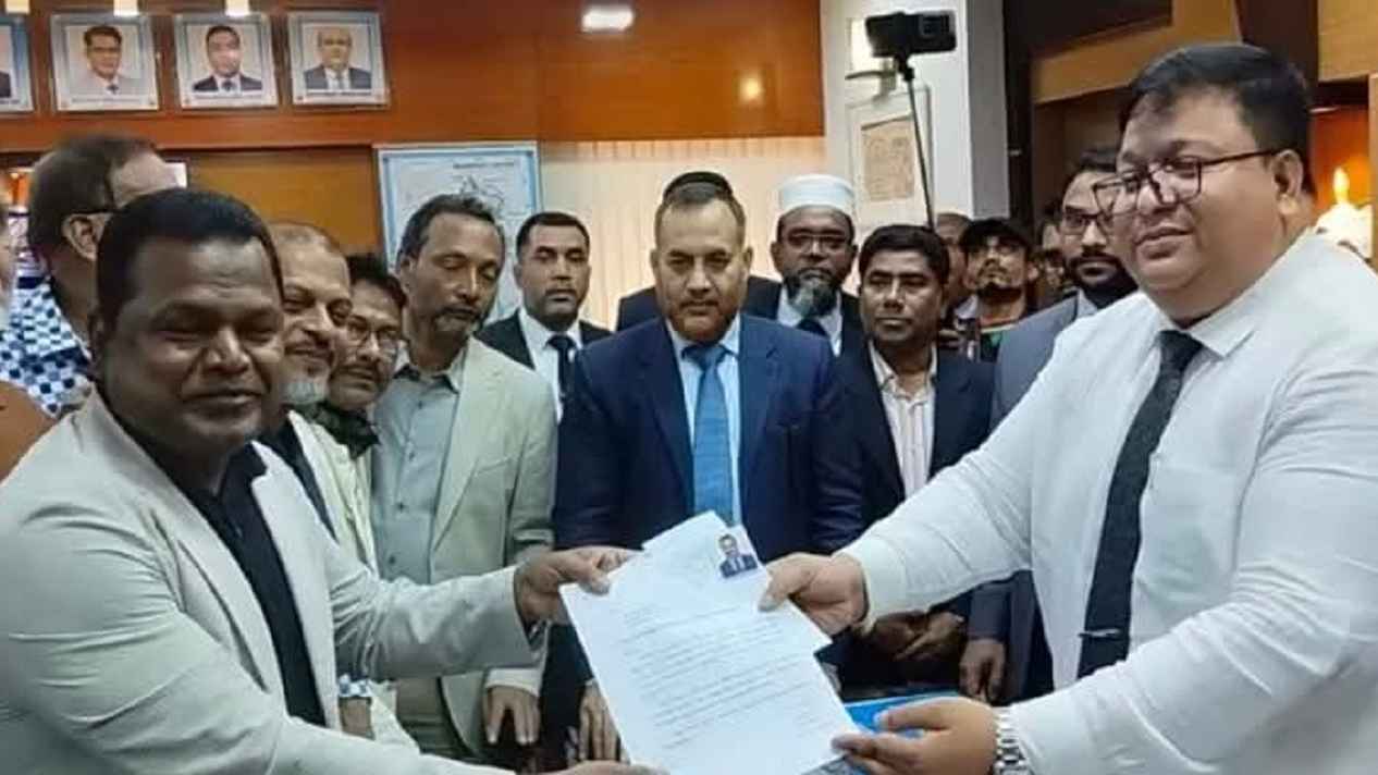 বাগেরহাটে ৬ জনের মনোনয়ন প্রত্যাহার, ৪টিতে রয়ে গেছে বিএনপির বিদ্রোহী