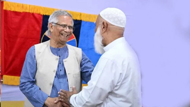 নির্বাচনের ফলাফলকে মর্যাদাপূর্ণভাবে গ্রহণ করার জন্য ধন্যবাদ জামায়াত আমিরকে প্রধান উপদেষ্টা