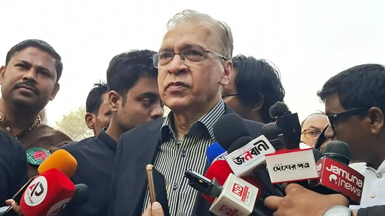 দুর্নীতি ও ধর্মান্ধতা রুখে একুশের চেতনা প্রতিষ্ঠার আহ্বান ইফতেখারুজ্জামানের