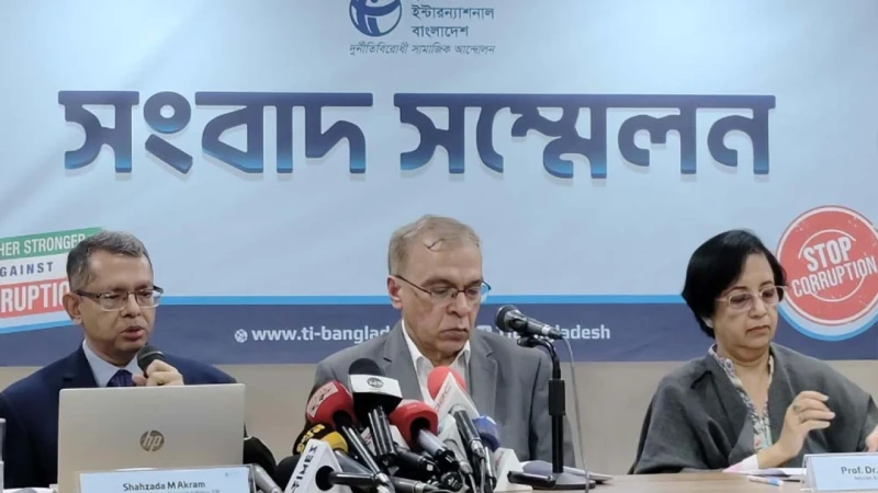 বাংলাদেশে মব সহিংসতা শুরু হয়েছে সরকারের ভেতর থেকে: ড. ইফতেখারুজ্জামান