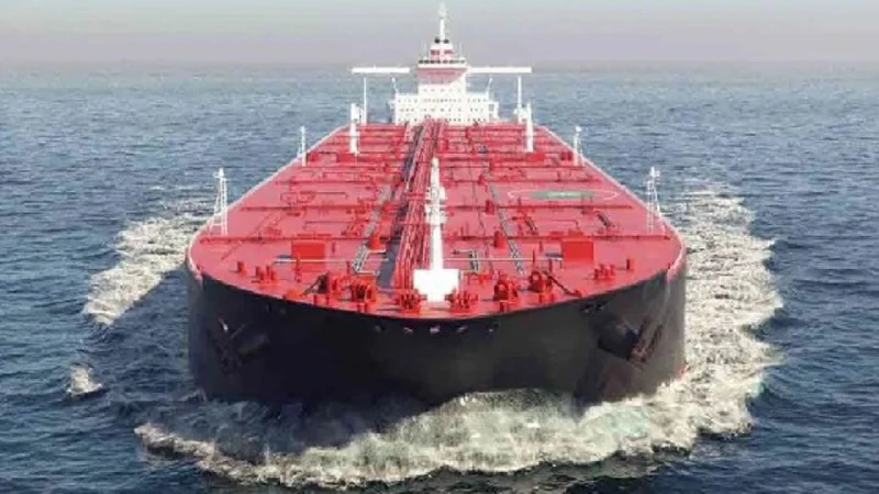 বিপুল জ্বালানি তেল নিয়ে দেশে আসছে ৪ ট্যাংকার