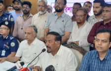 দীর্ঘ সময় ধরে সংসদ বয়কট করলে গণতন্ত্র ক্ষতিগ্রস্ত হবে : স্পিকার