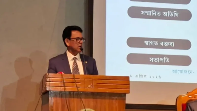 কিছু স্কুলে অনলাইন-অফলাইন ক্লাস চালু হতে পারে: শিক্ষামন্ত্রী
