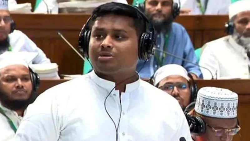 বিসিবি এখন বাপের দোয়া ক্রিকেট বোর্ডে পরিণত হয়েছে: হাসনাত