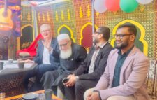 বাংলাদেশিদের সঙ্গে সংলাপে অস্ট্রেলিয়ার স্বরাষ্ট্রমন্ত্রী টনি বার্ক: দক্ষ কর্মী নিয়োগের আশ্বাস