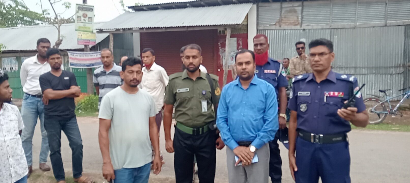 মোরেলগঞ্জে অ্যাম্বুলেন্স থেকে পেট্রল বিক্রি, ভ্রাম্যমাণ আদালতে চালক দণ্ডিত