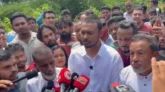 স্বরাষ্ট্র ও পররাষ্ট্রমন্ত্রীর লাল-সবুজ চুড়ি পরে থাকা দরকার: নাসীরুদ্দীন পাটওয়ারী