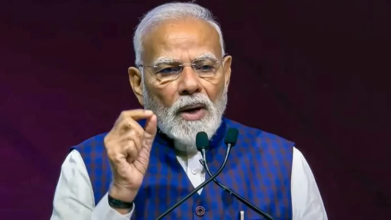মধ্যপ্রাচ্য সংকট বিদেশ ভ্রমণ ও স্বর্ণ কিনতে অনুৎসাহিত করলেন মোদি