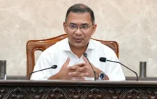 দুর্নীতি-সন্ত্রাসকে রাজনৈতিক পরিচয়ে নয়, ব্যক্তি হিসেবে বিবেচনা করুন: প্রধানমন্ত্রী