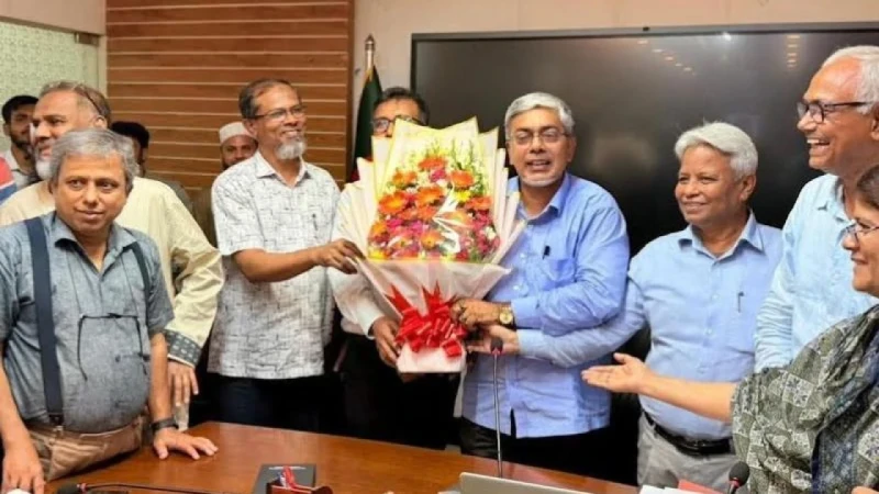 শিক্ষার্থীদের শাটডাউন কর্মসূচির মধ্যেই ডুয়েট ক্যাম্পাসে নতুন উপাচার্য