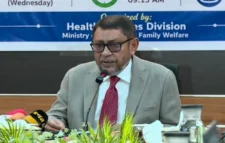 হামের টিকা না পাওয়া শিশুদের খুঁজে বের করে টিকা দেব: স্বাস্থ্যমন্ত্রী