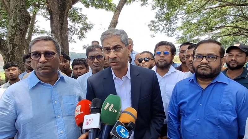 খাল খননের মাধ্যমে সারাদেশে অবৈধ স্থাপনা দখলমুক্ত হবে: পানিসম্পদ মন্ত্রী