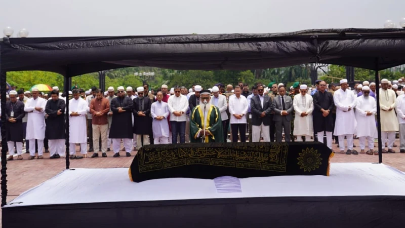 সাবেক প্রতিমন্ত্রী সিনহার জানাজা সম্পন্ন, প্রধানমন্ত্রীর শ্রদ্ধা