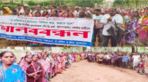 কমলগঞ্জে চা শ্রমিকদের ক্যামেলিয়া হাসপাতাল খোলার দাবিতে মানববন্ধন
