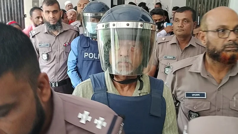 দুর্নীতির মামলায় মাসুদ উদ্দিন চৌধুরীকে গ্রেপ্তার