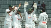 তাইজুলের ঘূর্ণিতে চালকের আসনে থেকে মাঠ ছাড়ল বাংলাদেশ