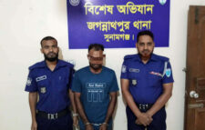 জগন্নাথপুর থানা পুলিশের অভিযানে আসামী গ্রেফতার