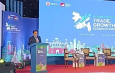 বিনিয়োগে দক্ষিণ এশিয়ার প্রথম গন্তব্য হতে চায় ঢাকা: পররাষ্ট্রমন্ত্রী