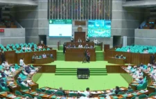 কোরআনের আয়াতের ব্যাখ্যা ঘিরে উত্তপ্ত সংসদ