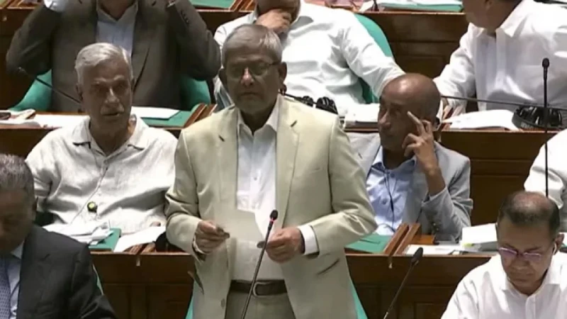 বিরোধী দলের এমপিদের আসনে ২০ কোটি টাকা বরাদ্দ সংসদে মির্জা ফখরুল