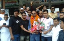 স্বদেশে ফিরেই উষ্ণ গণসংবর্ধনায় সিক্ত ফ্রান্স প্রবাসী যুবদল নেতা