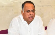১৬ লাখ টন তেল কিনতে সিঙ্গাপুর যাচ্ছেন জ্বালানিমন্ত্রী