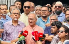 ‘ফ্যাসিস্ট আ.লীগ পচা পানির কচুরিপানার মধ্য দিয়ে উঁকি দেওয়ার চেষ্টা করছে’