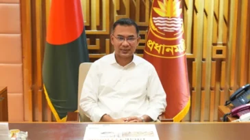 আইনমন্ত্রী ও স্বরাষ্ট্রমন্ত্রীকে ধন্যবাদ দিলেন প্রধানমন্ত্রী