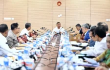 প্রধানমন্ত্রীর সভাপতিত্বে একনেক সভা চলছে