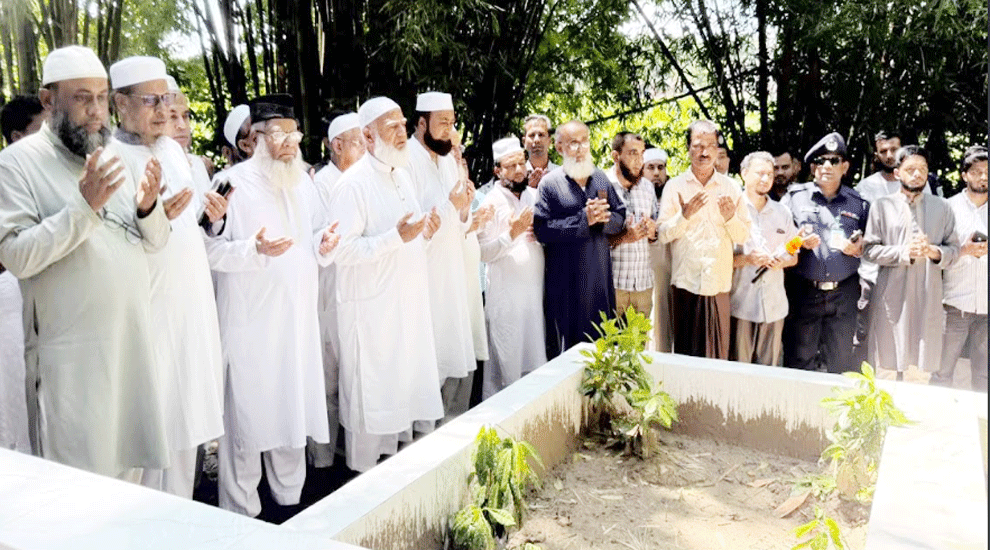 সিলেটে শহীদ সাংবাদিক তুরাবের কবর জিয়ারত করলেন বিরোধী দলীয় নেতা