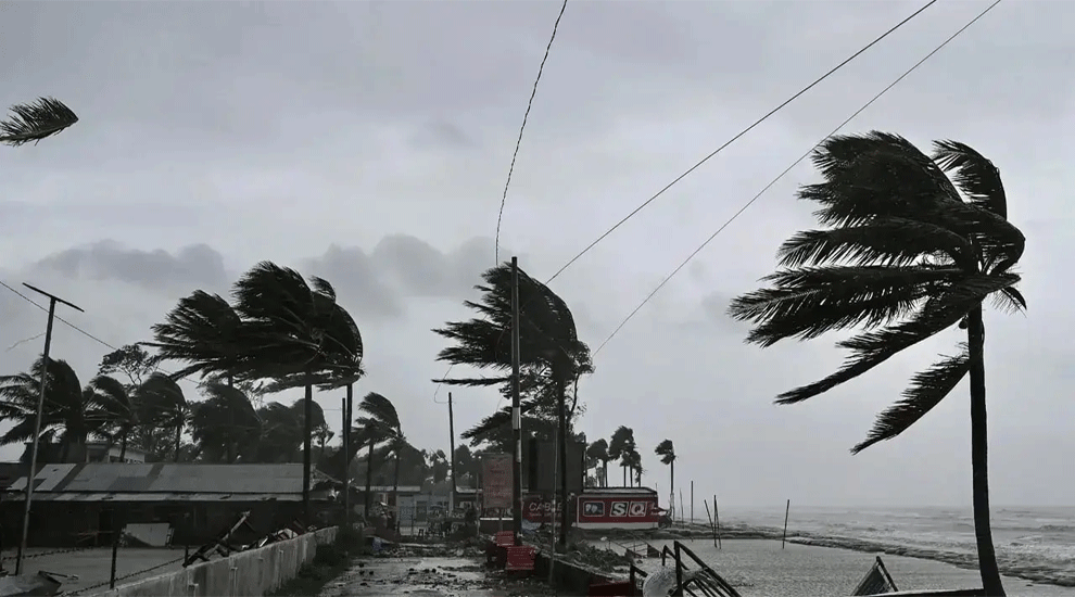 সিলেটসহ ১৪ অঞ্চলে রাতে ঝড়ের আভাস