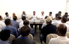 তিন জেলার নেতাদের সঙ্গে সভা করলেন প্রধানমন্ত্রী