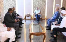 প্রধানমন্ত্রীর সঙ্গে টেক্সটাইল মিলস নেতাদের সাক্ষাৎ, সমস্যা সমাধানে কমিটি