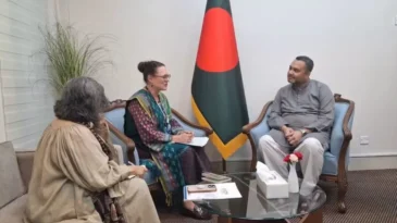 আইওএম মিশন প্রধানের সঙ্গে মাহ্দী আমিনের বৈঠকআইওএম মিশন প্রধানের সঙ্গে মাহ্দী আমিনের বৈঠক