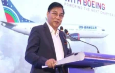 হজের বিমান ভাড়া কমবে আরও ২৫ হাজার টাকা জানালেন বিমান প্রতিমন্ত্রী