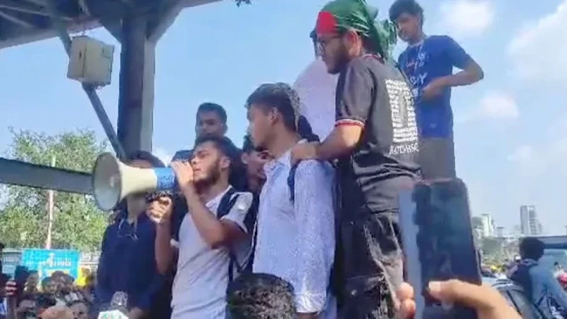 ‘মার্চ টু শিক্ষা মন্ত্রণালয়’ কর্মসূচি ঘোষণা এইচএসসি পরীক্ষার্থীদের
